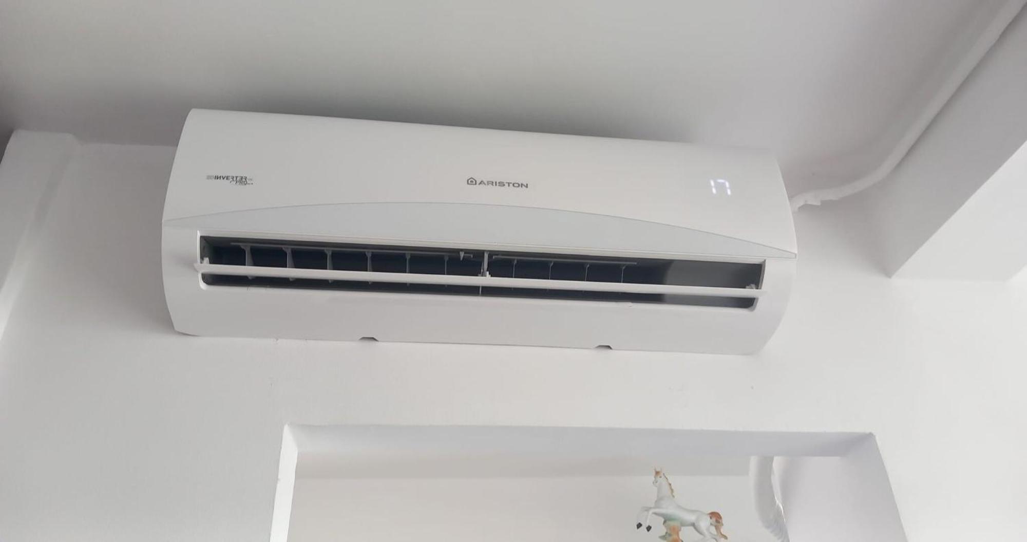 Lovely 1 Bedroom Apartment With Free Street Parking Bucureşti Ngoại thất bức ảnh